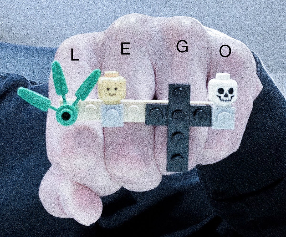 Today is Constitution Memorial Day in Japan. Let's cherish the Constitution.

今日は日本の憲法記念日。憲法は大切にしような。