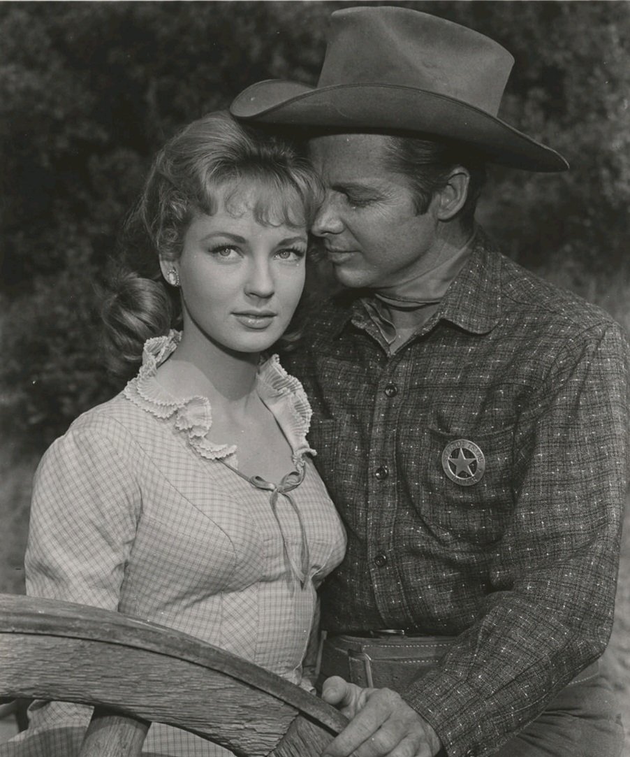 rickpatt's tweet image. Great Audie Murphy trivia, certainly not expecting that tonight @therealjoebob #TheLastDriveIn