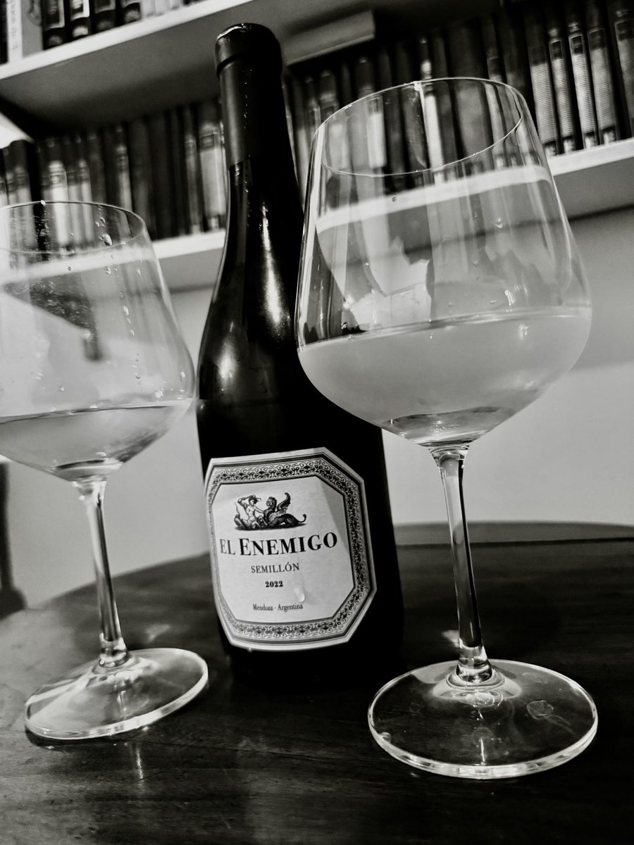 Viernes y sale a la cancha esta bomba de <a href="/alevigilmalbec/">Alejandro Vigil</a>