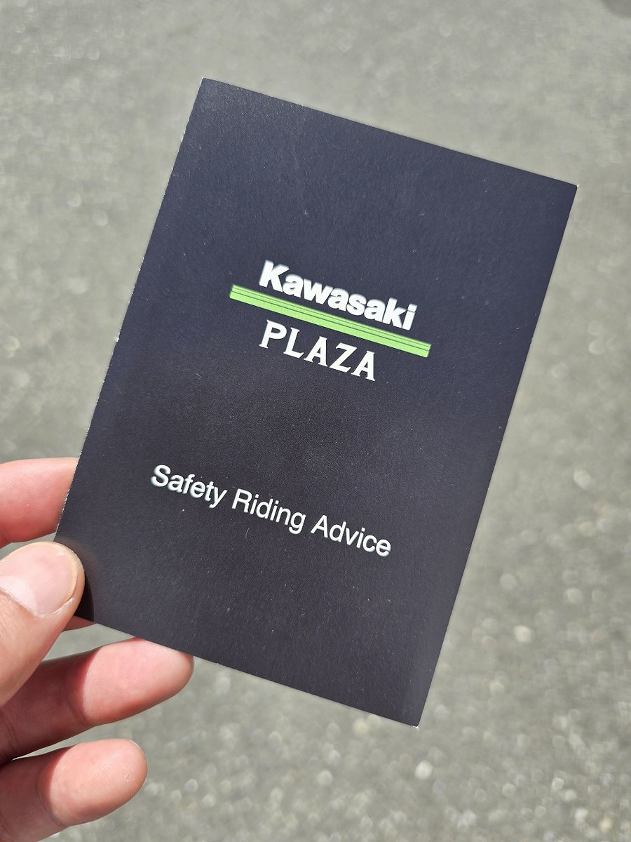 先週藤沢高等自動車学校で開催された試乗会『春のバイク祭り』に出展してきました！来場のお客様にはおなじみのSafety Riding Adviceの冊子をお配りし、あらためて安全運転について意識頂ける機会になったかと思います。今月25日は都南自動車教習所で開催の『都南バイクフェスタ』にも出展予定です。