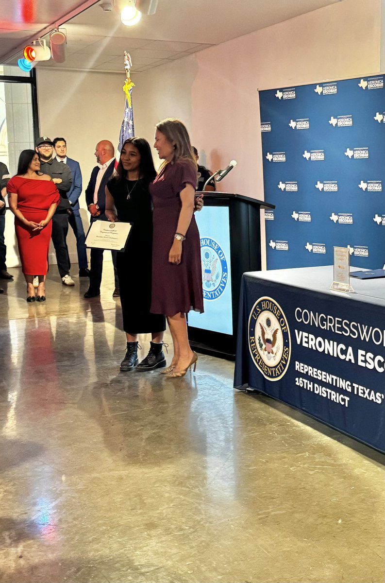 Karen Ortega MHS Art Teacher (@artdept_mhs) on Twitter photo A HUGE congratulations to Brooklyn Rodriguez for placing 3rd in this year's Congressional Art competition! Your passion and talent do not go unnoticed! We are so proud of you!! Keep making art that reflects you and your love for our culture and city! 🎨 💙💚🐏
<a href="/SISD_FineArts/">SISD Fine Arts</a> A HUGE congratulations to Brooklyn Rodriguez for placing 3rd in this year's Congressional Art competition! Your passion and talent do not go unnoticed! We are so proud of you!! Keep making art that reflects you and your love for our culture and city! 🎨 💙💚🐏
<a href="/SISD_FineArts/">SISD Fine Arts</a>