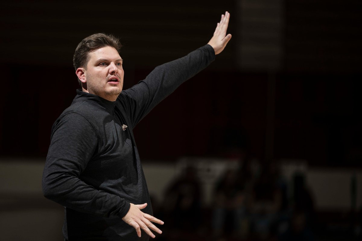 This was no ordinary hire, this new Lady Griz coach. For Nate Harris, this is personal.

𝗠𝗼𝗻𝘁𝗮𝗻𝗮 𝗯𝗼𝗿𝗻 𝗮𝗻𝗱 𝗿𝗮𝗶𝘀𝗲𝗱, 𝗠𝗼𝗻𝘁𝗮𝗻𝗮 ’𝘁𝗶𝗹 𝗵𝗲 𝗱𝗶𝗲𝘀

𝗦𝘁𝗼𝗿𝘆: gogriz.com/news/2025/5/2/…