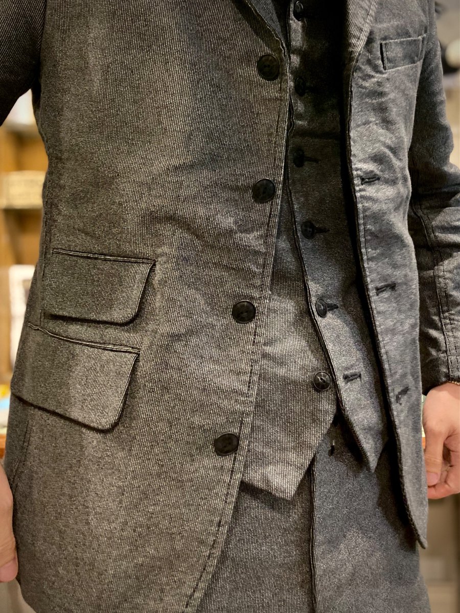 DryBones_Nagoya's tweet photo. #vintagefashion #setup #setupsuits #workstyle #vintagetie #suspenders #1920s #20s #vintage #amekaji 
#ドライボーンズ #ヴィンテージファッション #セットアップ #セットアップスーツ #ワークスタイル #ヴィンテージネクタイ #1920年代 #ヴィンテージ #アメカジ https://t.co/Njv5AmnX3Q