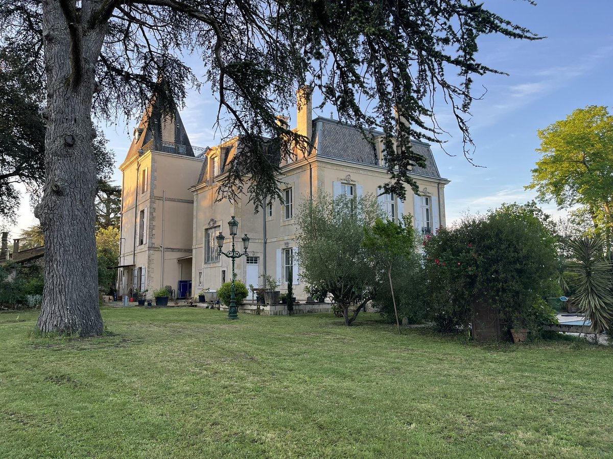 Fraser🌈🇮🇱 (@chateaulife32) on Twitter photo 
