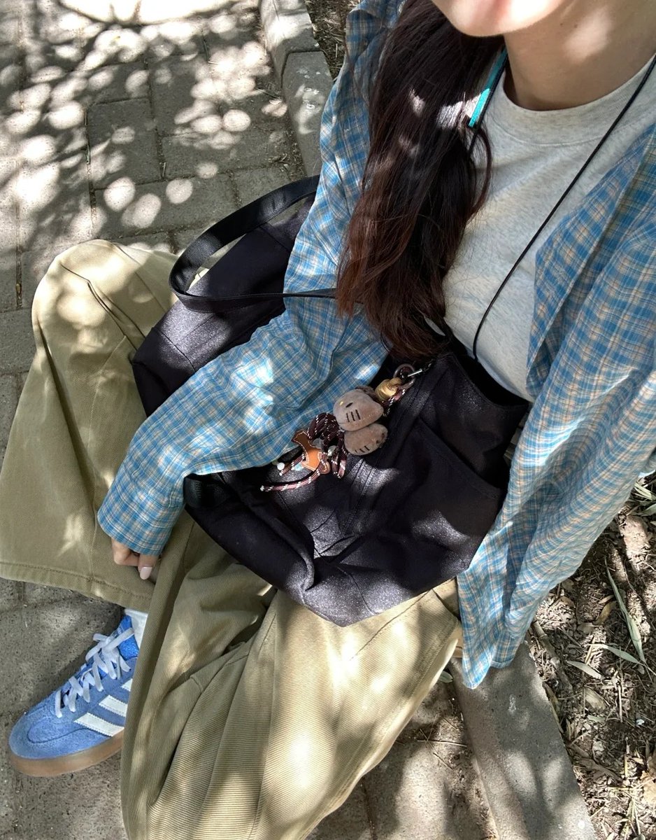 xiaoxiaohuahua2's tweet image. Happiness is like rain that never fully drenches every leaf #Happiness #LifeMetaphors #NatureInspiration #PositiveVibes #Mindfulness #DailyReflection #EmotionalJourney #SoulFood  #InnerPeace #大美中国 #heal #Live #grow #happy #Records #Daily #time #AllinCeltics