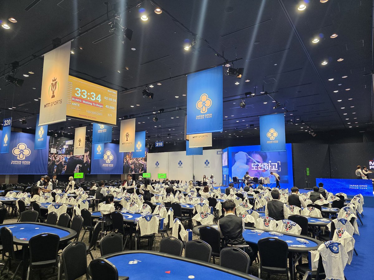 Christian Zetzsche (@zedmaster84) on Twitter photo A few days ago, I got to cover my first #livepoker event in #Japan five years after I visited the country for the first time. The atmosphere at the <a href="/japanopenpoker/">JOPT / Japan Open Poker Tour</a> is definitely unique, which I shall try to show and describe in the following thread. A few days ago, I got to cover my first #livepoker event in #Japan five years after I visited the country for the first time. The atmosphere at the <a href="/japanopenpoker/">JOPT / Japan Open Poker Tour</a> is definitely unique, which I shall try to show and describe in the following thread.