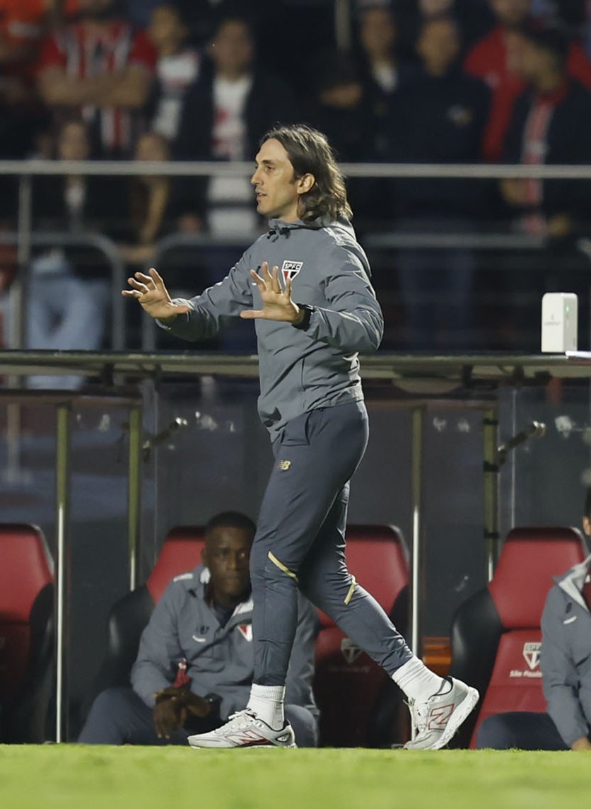 somosaopaulinos's tweet photo. São Paulo no Brasileirão 2025:

- 7 jogos
- 1 vitória 
- 6 empates 
- 9 pontos

📸 São Paulo FC https://t.co/eNjRGD4pf3
