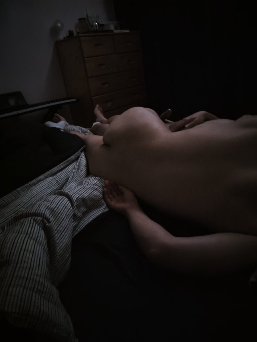 熟睡的丈夫视角。