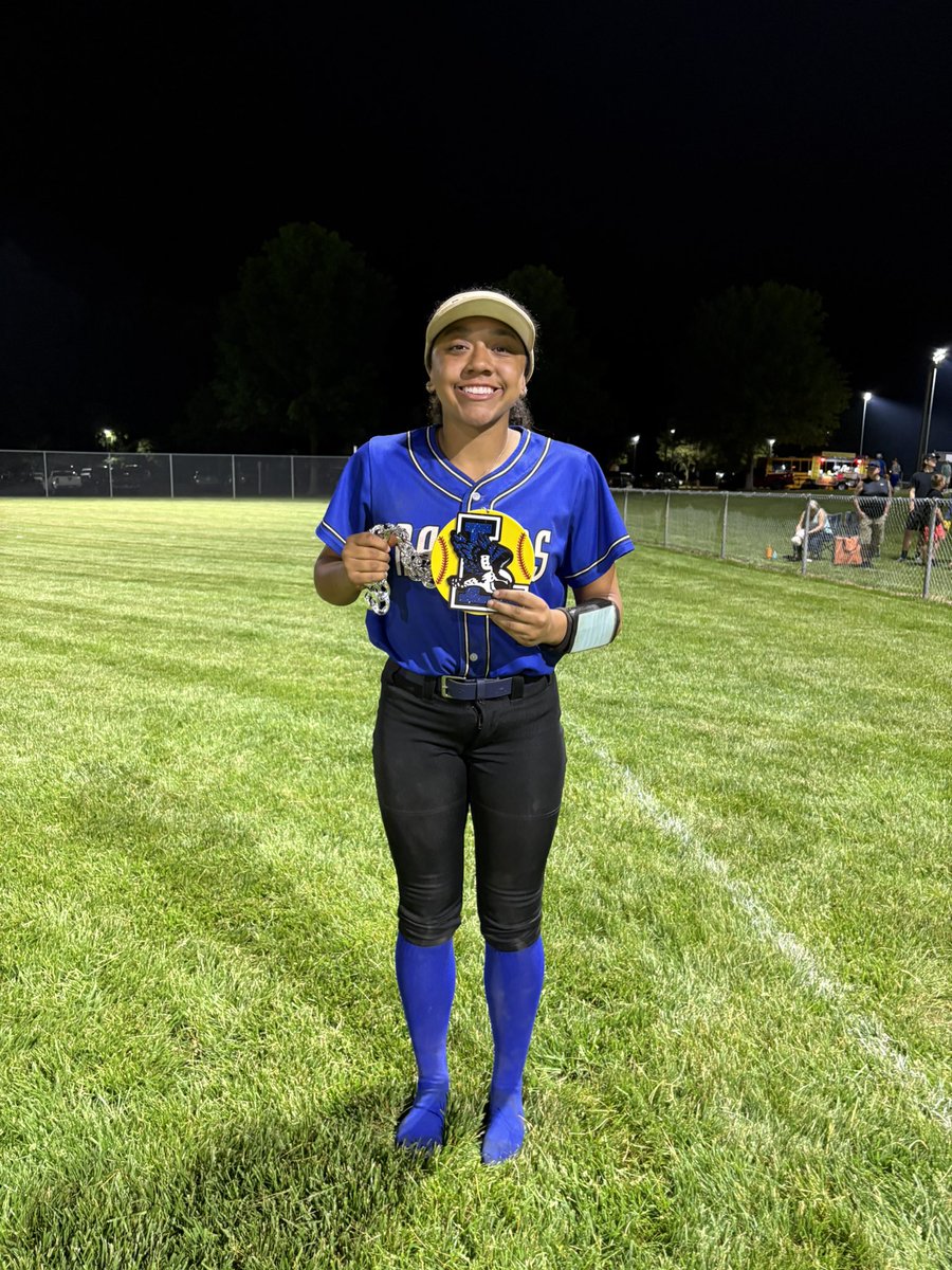 Leonardtown Softball (@ltown_softball) on Twitter photo What a night!! 🤩 The atmosphere was amazing. Big time win tonight against Chopticon, 7-1! Offensive player of the game is <a href="/brooks202667146/">VanessaBrooks2026</a> who went 2-4 with a HR and 3 RBIs! Defense chain goes to the whole team! One more regular season game left, then onto the postseason! What a night!! 🤩 The atmosphere was amazing. Big time win tonight against Chopticon, 7-1! Offensive player of the game is <a href="/brooks202667146/">VanessaBrooks2026</a> who went 2-4 with a HR and 3 RBIs! Defense chain goes to the whole team! One more regular season game left, then onto the postseason!
