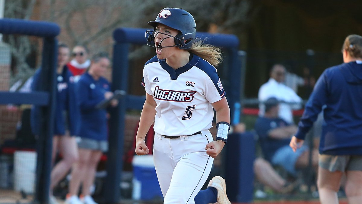 Jags’ Season Comes to an End with Doubleheader Split with Troy.

🧾 usajags.co/4jOGrHu

#PlayForTheJ