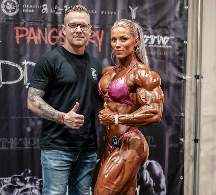 ifbbmodel @ifbbmodel X Profile | Muskviewer