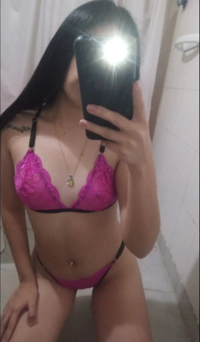 anto_sosaa18's tweet photo. hola bebés, volví https://t.co/gD5rJLpmVZ