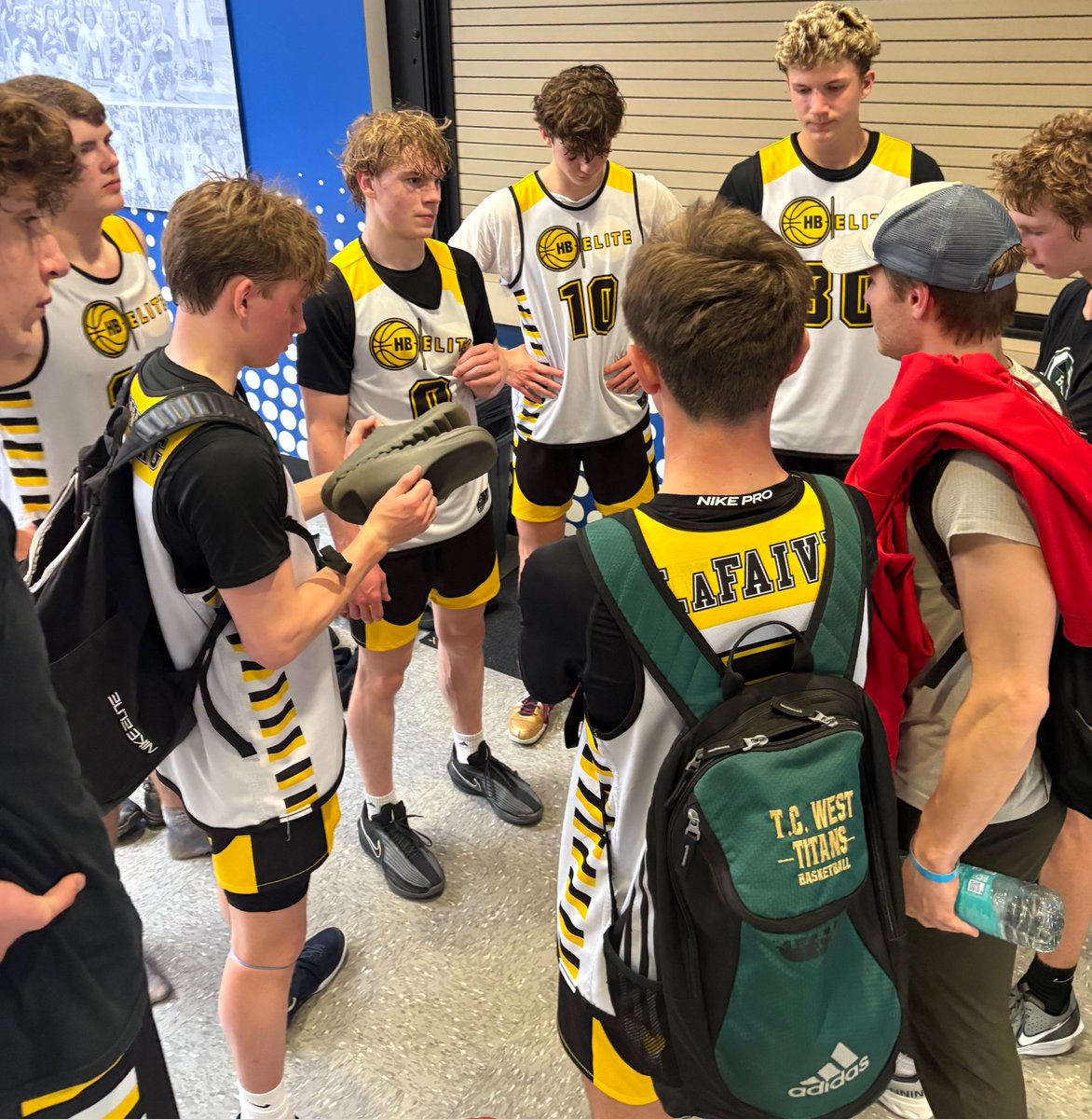 Wills Lee (@willslee7) on Twitter photo HB ELITE 17U | Run N Slam Game 1: WIN โ
We start the weekend 1-0 with a big-time team win!
The squad brought high energy, shared the ball, and set the tone early.
๐ Final Score:
HB ELITE โ 75
Hopson Elite โ 66
๐ฅ Standout Performances:
<a href="/owen_ribel/">Owen Ribel</a> โ 34 Points
<a href="/wbargy06/">Wyatt Bargy</a> โ HB ELITE 17U | Run N Slam Game 1: WIN โ
We start the weekend 1-0 with a big-time team win!
The squad brought high energy, shared the ball, and set the tone early.
๐ Final Score:
HB ELITE โ 75
Hopson Elite โ 66
๐ฅ Standout Performances:
<a href="/owen_ribel/">Owen Ribel</a> โ 34 Points
<a href="/wbargy06/">Wyatt Bargy</a> โ