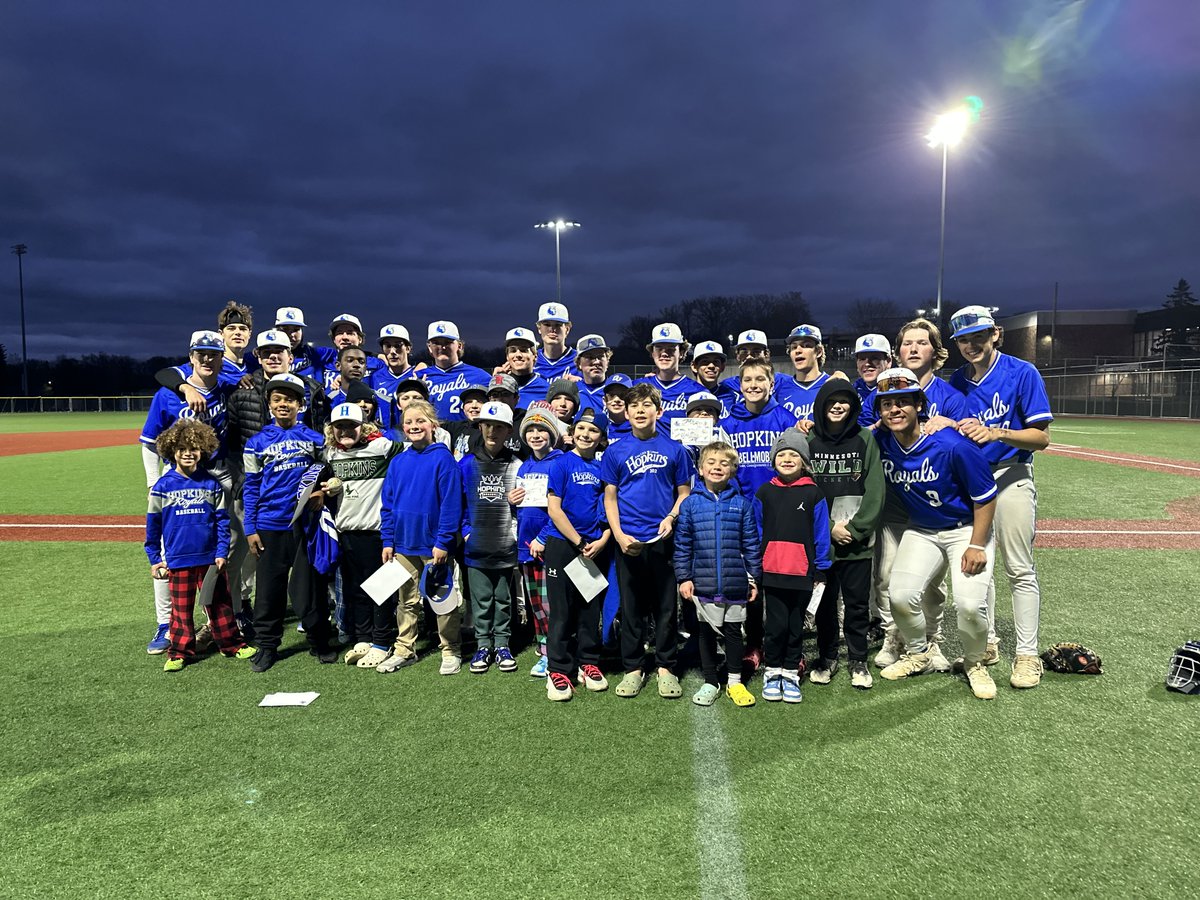Great night at the ballpark on Community Night. Hopkins downs Armstrong 8-2 behind a Jay Mound pitching gem and Parker Runquist and Van Tellier from the pen. Karl Schiebe and Max Lerner pace the offense. Next up @ Wayzata Wednesday night.