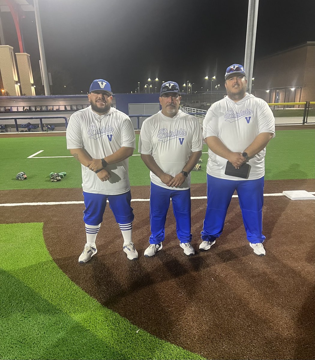 A big “job well done” is due to head baseball coach Ben Gonzalez and his assts Freddie Uribe and Eric Klippel!! Accomplishments/Firsts in Coach Gonzales’ tenure this year::

—1st Bi-District Championship 
—1sr 20 win season 
—Coach Gonzales won his 100th game two weeks ago