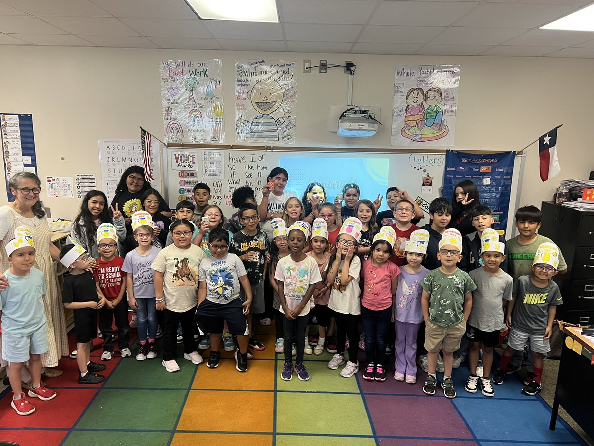 Lemonade day 🍋 was so fun for our Kinder Gators! Our kinder teachers set up a lemonade stand &amp; our 4th graders “purchased” lemonade so our kinder students could practice identifying coins. What a fun way to collaborate! #GroovyGators