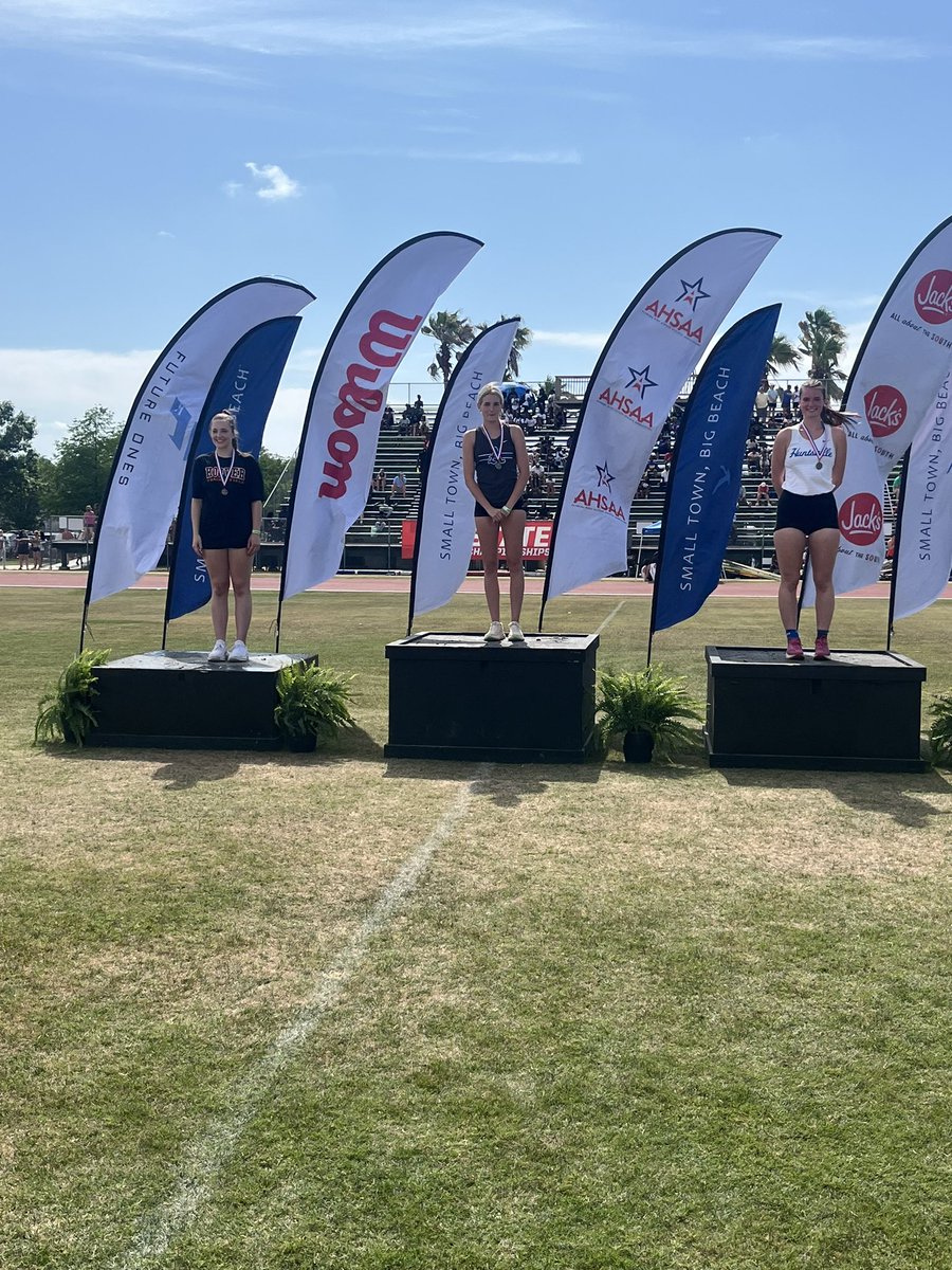 2025 State Update:

BROOKE HALLMAN. STATE CHAMP 😤!

Brooke Hallman finishes her stellar senior season with a 125’1 in the girls 7A Javelin. Complete Domination

Graphic: Graham Matz

#ClawsUp🐾
#AllState🥇