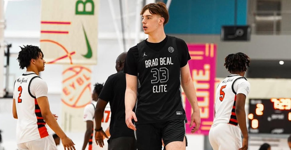 Hoist The Colours tweet media