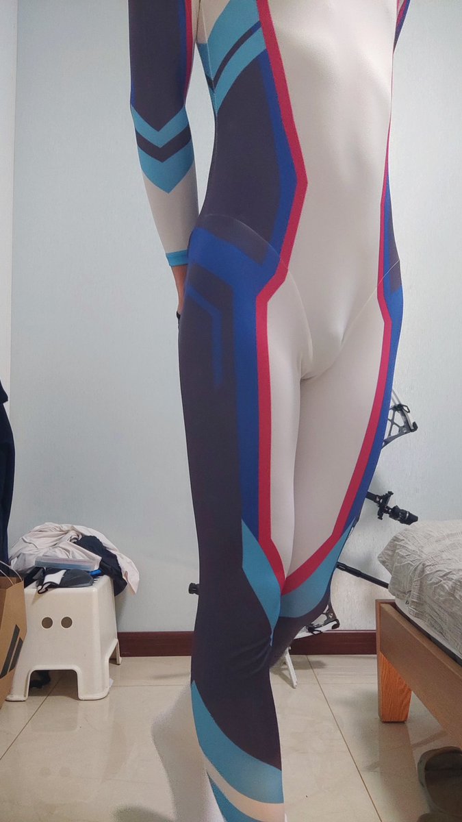 拍了好多，今天先发点😋
衣服是<a href="/neoncloud4/">Neoncloud·霓雲🔜得闲兽聚😼</a>霓云老师设定超级好看！！！