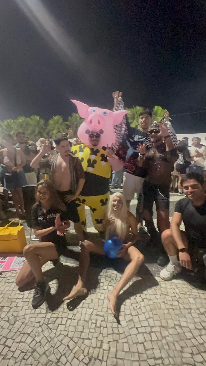 rafafrrr's tweet image. TEVE ARTPOP NA PRAIA SIM, E FOI O DIA MAIS EXTRAORDINÁRIO DA MINHA VIDA (VALIDADE ATÉ DAQUI UMAS HORAS) 😭💗😭💗🔵😭🫶🏼🗣️🫶🏼💗🗣️💗😭💗🗣️😭🫶🏼😭🔵🔵🔵🔵🔵