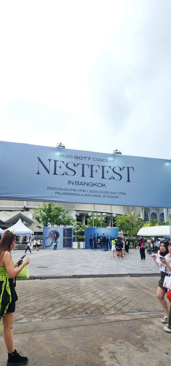 a_alektar's tweet photo. มาดูลาดเลาก่อนนนนน เย็นๆเจอกันนะ #GOT7_NESTFESTinBKK https://t.co/OjDJ8ezh0C