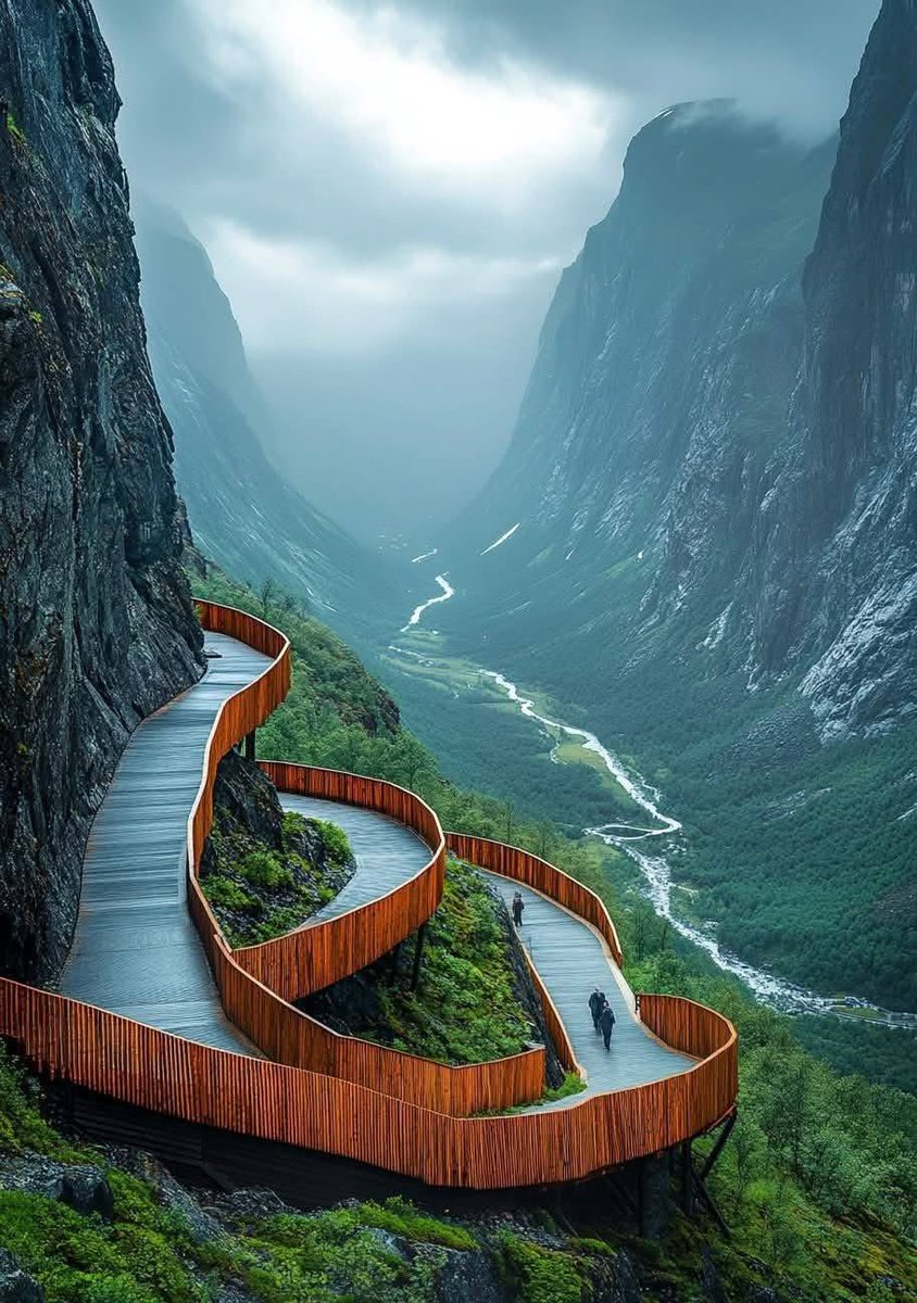 Tempat-tempat di Bumi yang keliatan terlalu magis dan unreal banget l🧵

1. Trollstigen, Norwegia