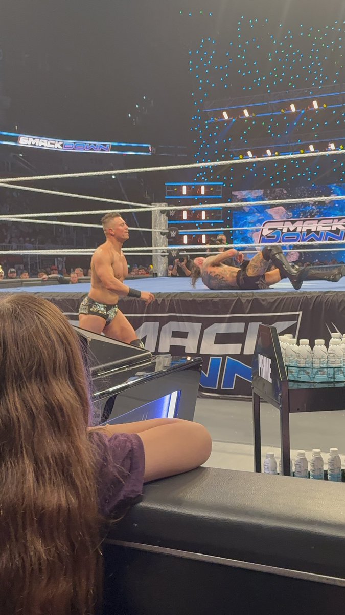 Hope <a href="/felderpaul/">Paul Felder</a> and <a href="/bisping/">michael</a> enjoyed <a href="/WWE/">WWE</a> #Smackdown tonight. It was a great time sitting next to you beasts while you experience your first #WWE Event. 

Enjoying the fights tomorrow night! <a href="/ufc/">UFC</a>