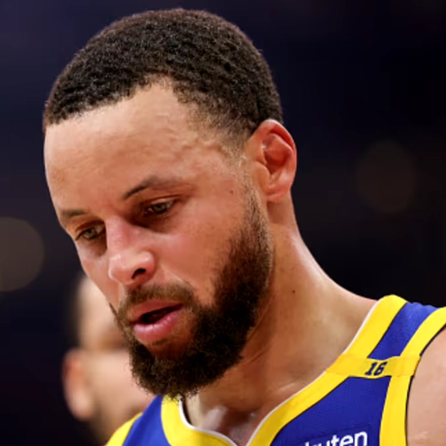 LakeShowYo tweet media