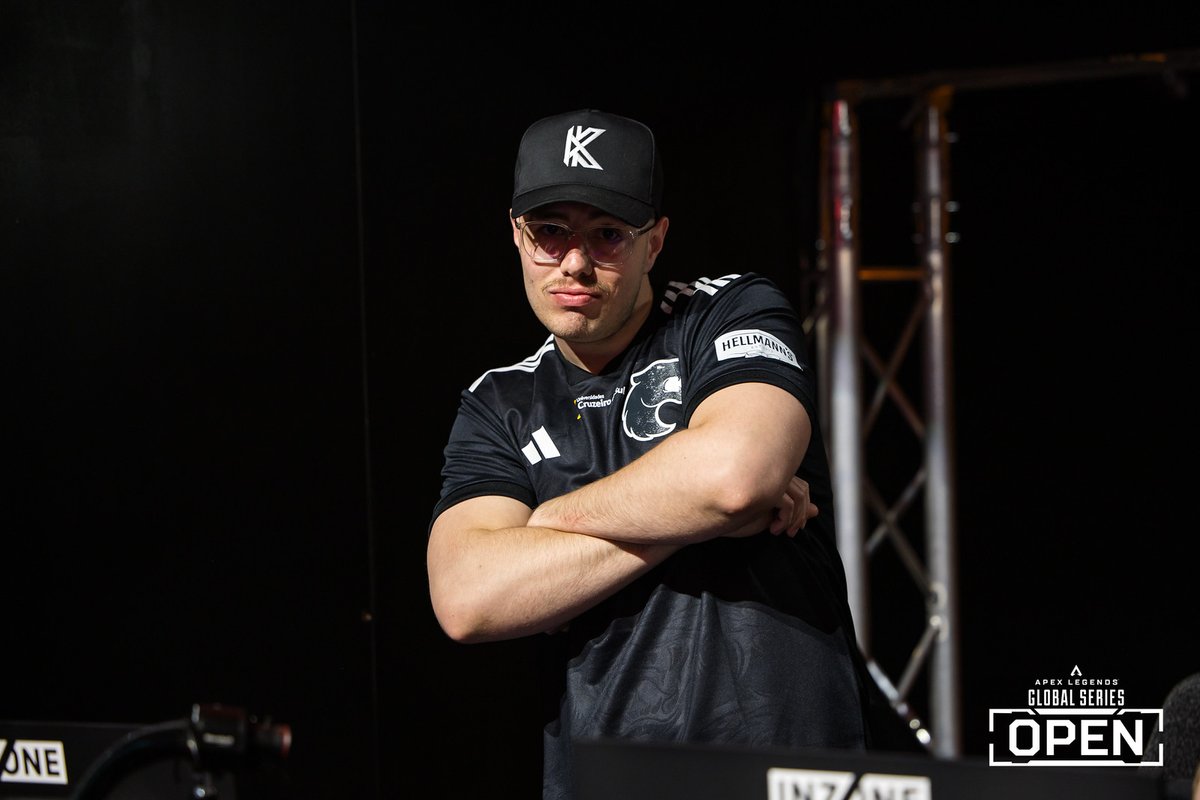 staying cool 😎

9th on the day and we survive in the winners bracket for tomorrow afternoon