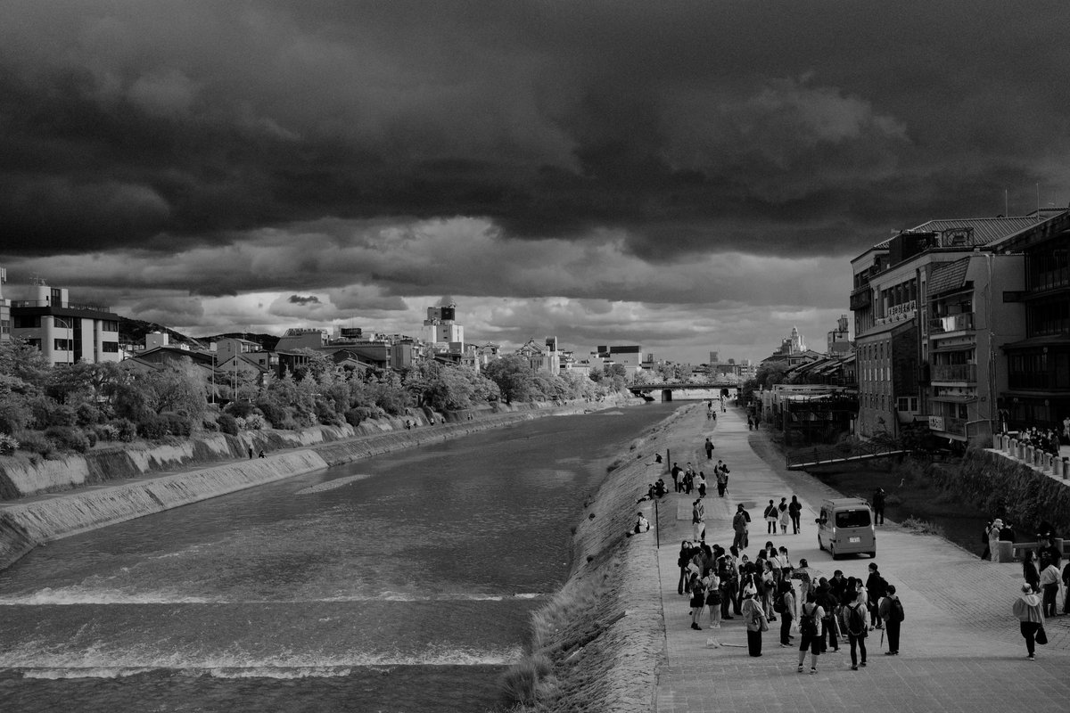 5月3日土曜日、ギャラリー西利に13時に入ります。