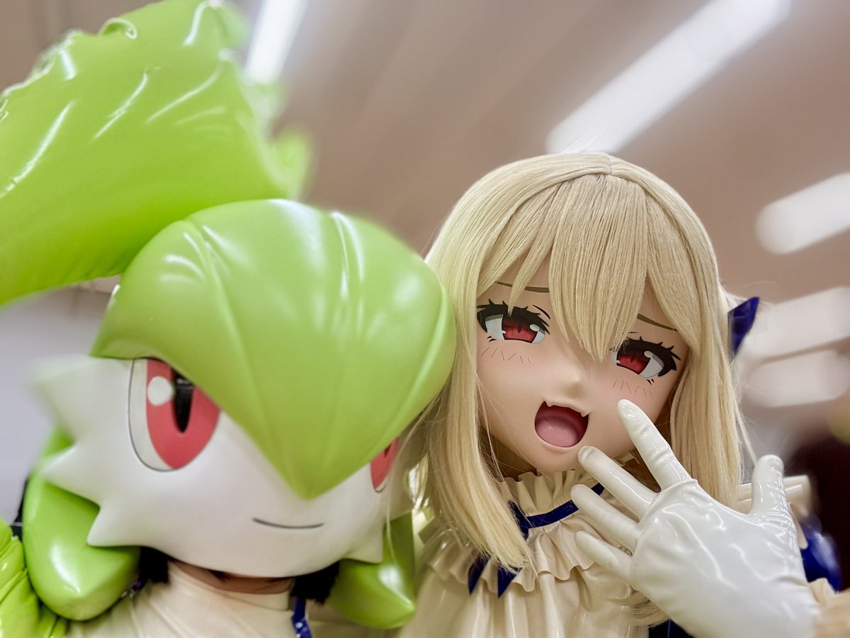 メイドとポケモンがいます
<a href="/goukaou/">Goukaou kigurumi studio</a> 

#kig_doll2 
#latex
#kigurumi