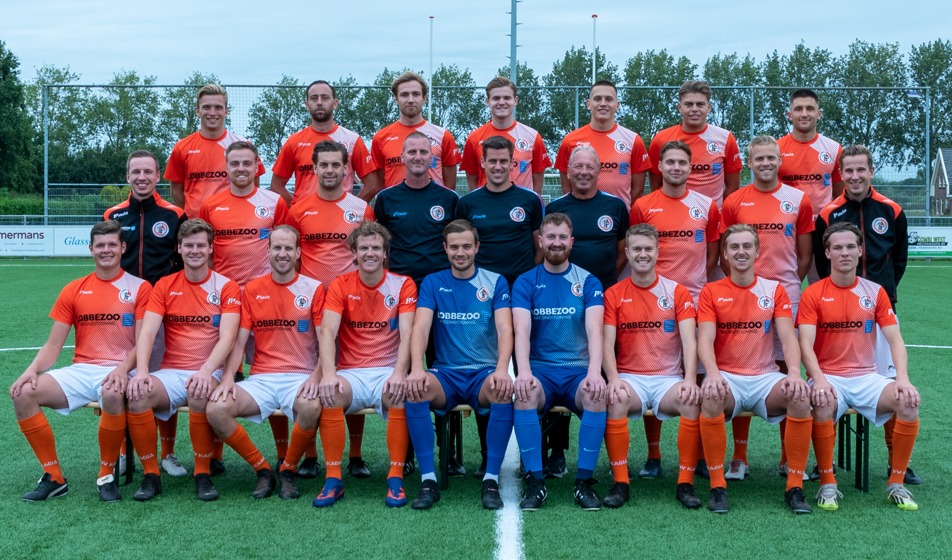 MATCHDAY!

v.v. Kagia gaat als koploper van de 3e klasse B op bezoek bij de koploper van de 3e periode: Wartburgia. De wedstrijd in Amsterdam begint om 1️⃣3️⃣.4️⃣5️⃣ uur. Nog 4 finales en daarbij kunnen wij jullie steun goed gebruiken 💪🏼⚽️🧡! Tot vanmiddag...