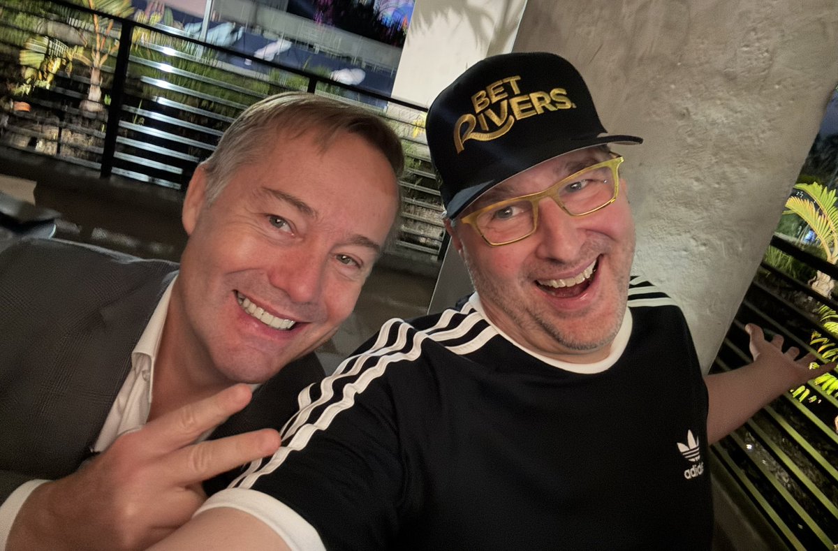 phil_hellmuth tweet media