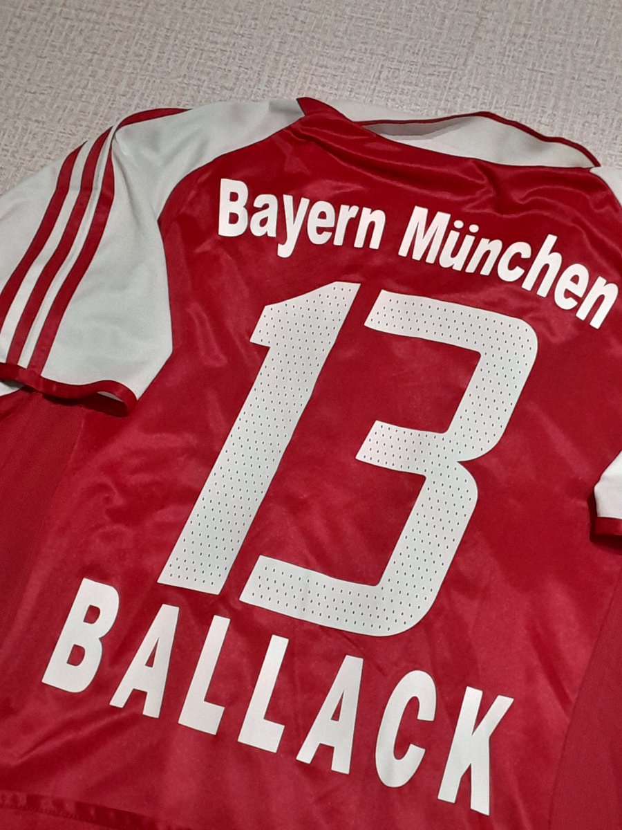 #jersey4sale 

Bayern Munchen Home 2003/2004 Player Issue 
Original

Size : M ( Panjang 75cm, Lebar 55cm )
Player Name : 13 Michael Ballack 
All Remake 

Excellent

750.000

WA 085850973924

Link Tokopedia : tokopedia.link/yLdKg0NaPSb