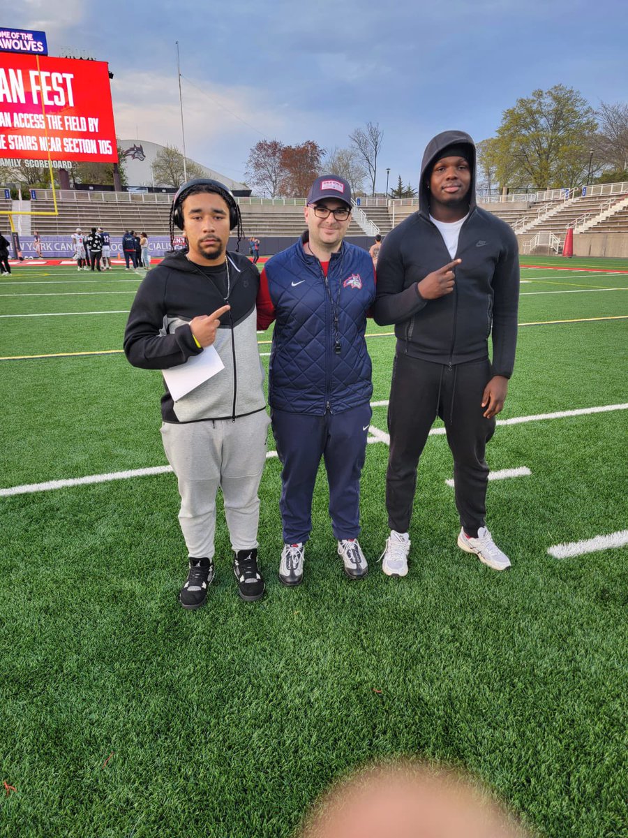 _MurrayRayvon (@_rayvon_murray) on Twitter photo Had a great visit and experience <a href="/StonyBrookFB/">Stony Brook Football</a> today, thank you <a href="/CoachMartinoSBU/">Steven Martino</a> & <a href="/CoachHamm17/">Sean Hammonds Jr</a> for the conversation can’t wait to be back #GoSeaWolves
<a href="/Dannylandberg/">Danny landberg</a> <a href="/coach_wheels1/">D.Wheeler</a> <a href="/EhallFB/">Erasmus Hall Football</a> <a href="/CoachBCosh/">Billy Cosh</a> Had a great visit and experience <a href="/StonyBrookFB/">Stony Brook Football</a> today, thank you <a href="/CoachMartinoSBU/">Steven Martino</a> & <a href="/CoachHamm17/">Sean Hammonds Jr</a> for the conversation can’t wait to be back #GoSeaWolves
<a href="/Dannylandberg/">Danny landberg</a> <a href="/coach_wheels1/">D.Wheeler</a> <a href="/EhallFB/">Erasmus Hall Football</a> <a href="/CoachBCosh/">Billy Cosh</a>