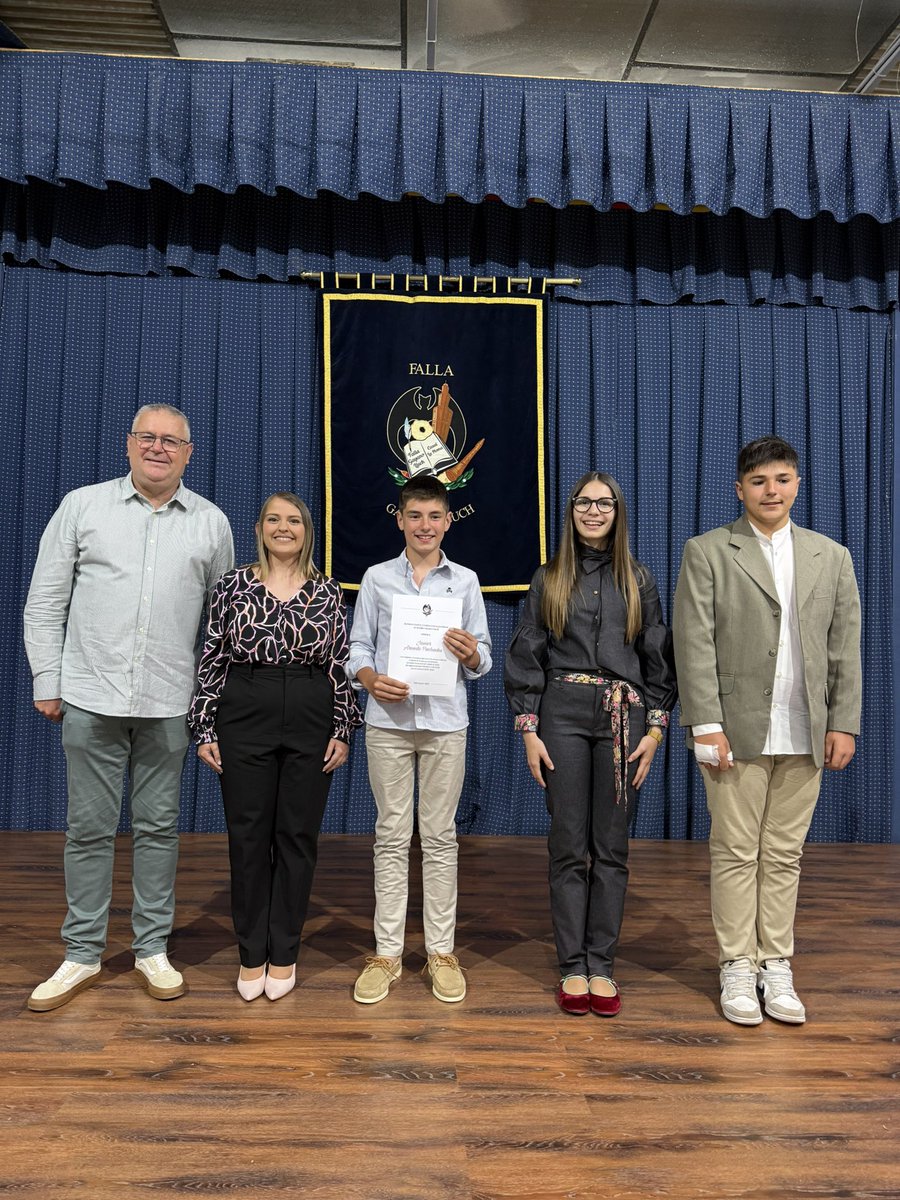 ¡Tenemos presidente infantil!
Javier Arnedo Puchades será el Presidente Infantil de la Falla Gayano Lluch 2025/2026.

¡Enhorabuena, Javi! Que empiece un año inolvidable lleno de grandes momentos y de pasión fallera

#FallaGayano #PresidenteInfantil #Fallas2026 #SomGayano