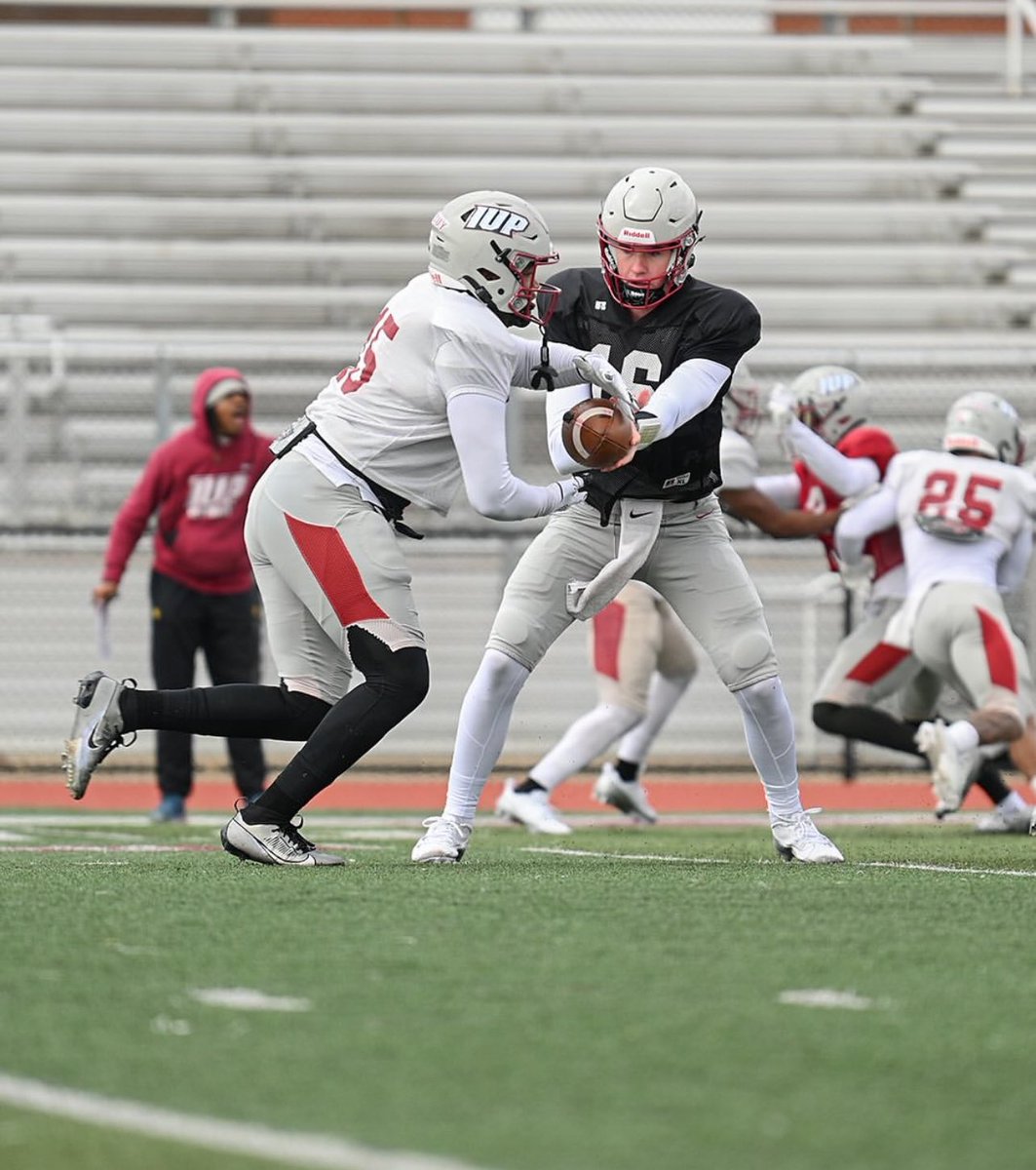 After a great experience at Indiana University of Pennsylvania, I’m officially entering the NCAA Transfer Portal with 4 years of eligibility remaining.
I’m excited for the opportunity to compete, grow, and make impact at the next program that believes in my potential.

6’2 215 rb
