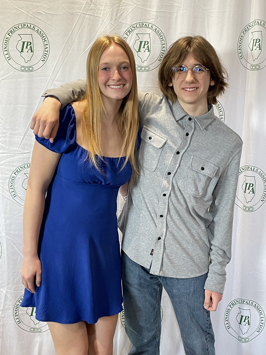 JoriBowen's tweet image. Congratulations to 12-sport athlete Julia B and 4 year band member Shane B for being recognized by @IPALake for their impact on Lakes 💙🦅💙 Added bonus - three LCHS staff members were at the breakfast with their own children being celebrated!! #Soaring
