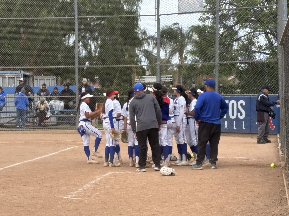 Congrats to LAHS Varsity Softball. Battled back from a 0-6 deficit to win 8-6 over Alta Loma HS. Way to go LA! #tobeaconqueror #ProudToBeHLPUSD
