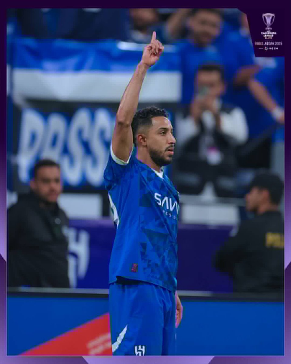 سالم الدوسري الرقم (١) في بورصة اللاعبين السعوديين
من حقه ان يكون عقده بمستوى عقود افضل اللاعبون الاجانب في دورينا
نجم كبير المفروض ان نسانده كسعوديين في مسيرته القادمه لمصلحة منتخبنا

اتمنى ان يقدّر سالم بمايستحق سواء في الهلال او في محطته القادمه

#سالم_الدوسري
 #الهلال_غوانغجو