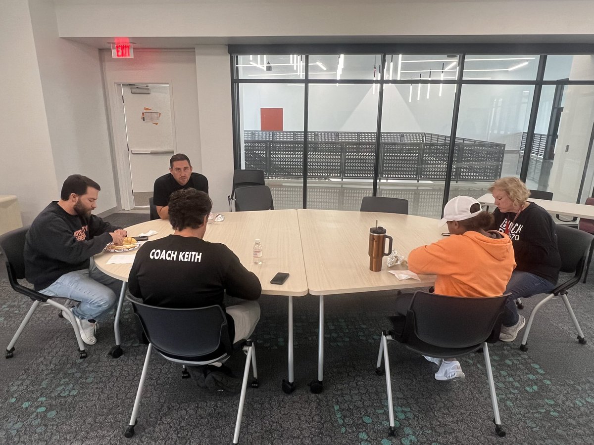 CoachMiddleton tweet media