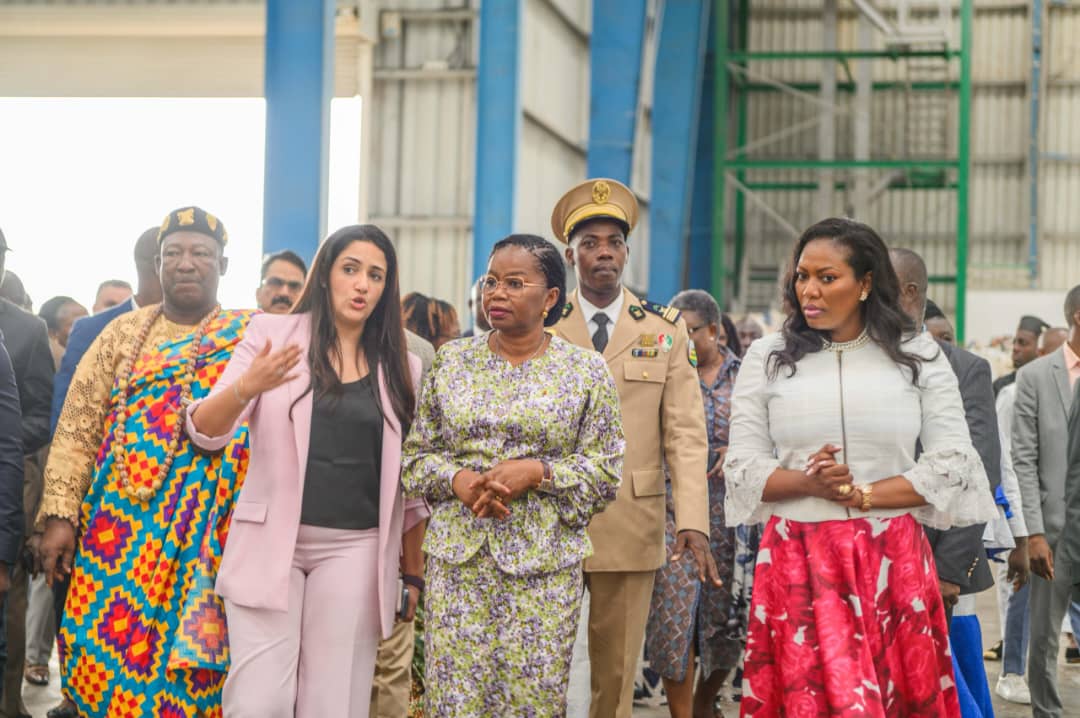 Promo_InvestTg's tweet photo. Le Togo se dote de 4 nouvelles unités industrielles !
Le 23 avril, SEM le Premier Ministre @DogbeVictoire, au nom du PR, a inauguré deux unités industrielles :
FHC Medica : Fabrication de médicaments
Nutrisource : Production d’engrais NPK
#Togo #Industrie #Inauguration #PIA2025 https://t.co/yube5MqtPw