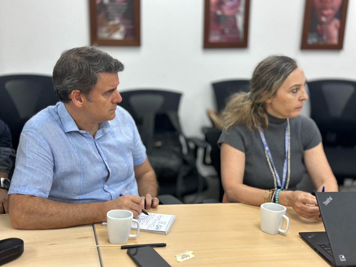 AcnurColombia's tweet photo. 📍Desde #Antioquia, reafirmamos nuestro compromiso con la paz, el desarrollo y los #DerechosHumanos.

🤝 Junto a @GobAntioquia y algunas dependencias del Sistema de #NacionesUnidas, seguimos fortaleciendo la articulación para una respuesta más efectiva en el territorio. https://t.co/8WgUkYiB3V