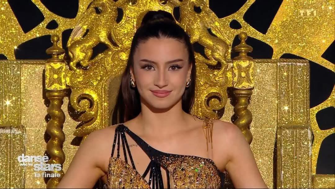 Même si je supporte Elsa il faut avoir l'honnêteté de reconnaître que Lénie mérite totalement de remporter cette saison 🏆

#DALS