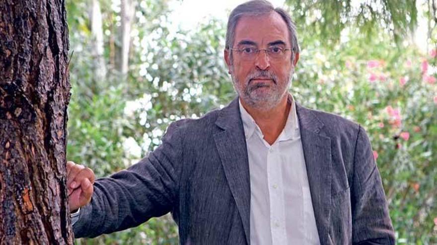 En Pere Sampol és mort. 

Gran referent del mallorquinisme. Sense ell aquest país seria una altra cosa molt pitjor.  Ell obrí camins que mai haviem transitat. Aquests anys a Madrid ho he tengut i ho tenc ben present.

Visca el PSM i visca l'esquerra sobiranista mallorquina!