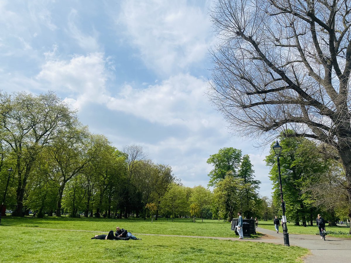 haiku366's tweet photo. on the breeze i sat
we spark a conversation 
lunchtime commoners https://t.co/ZDvovBGcU0
