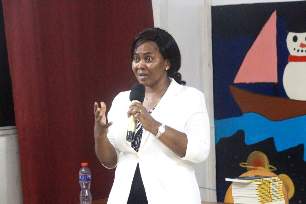 Vendredi dernier, Cours Lumière a organisé une nouvelle édition du Café des parents. Nous avons accueilli pour l’occasion Mme Edwige Lawson, auteure de l’œuvre « guérir de l’absence du père »....
courslumiere.org/2025/04/25/caf…