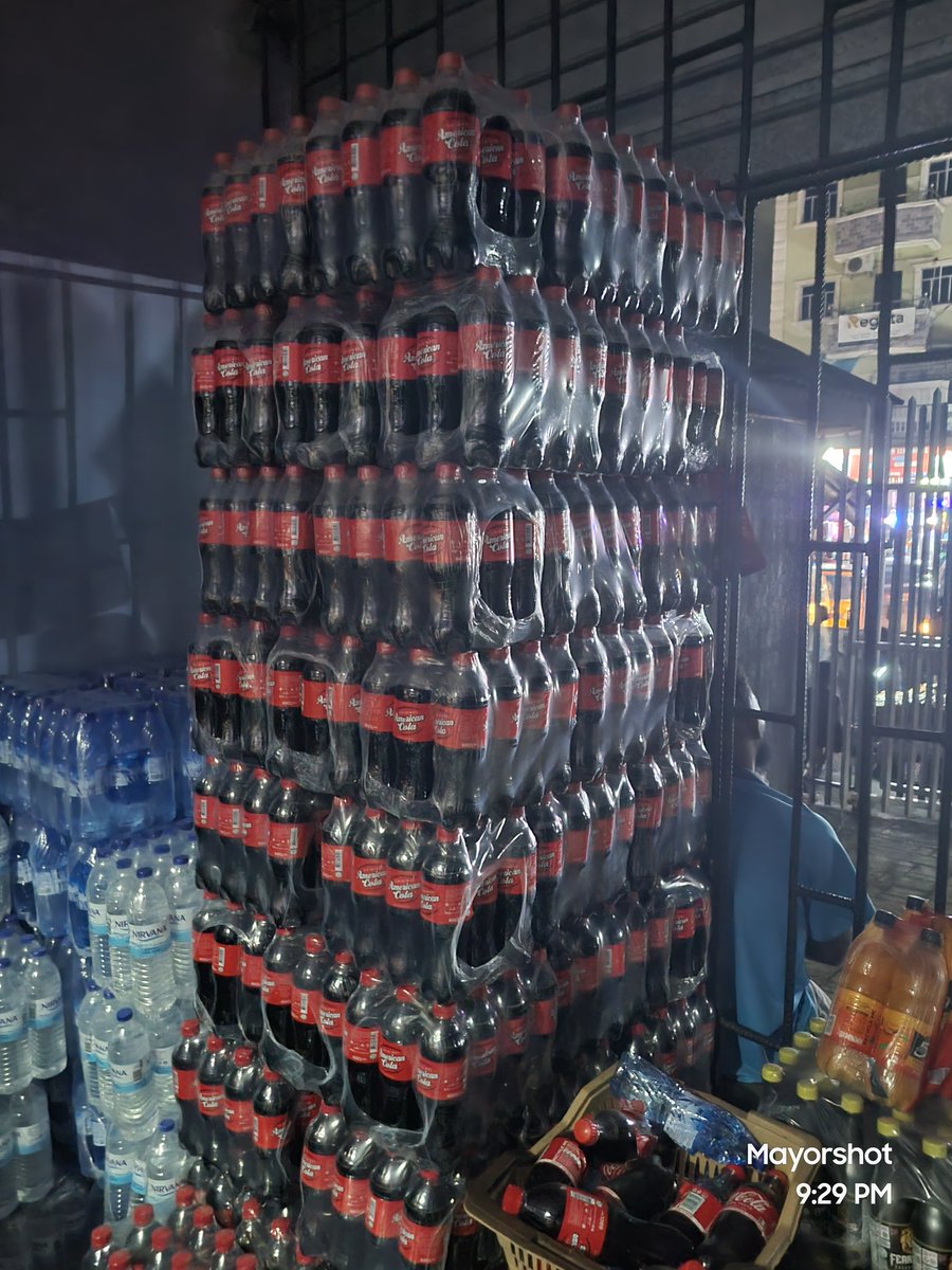 CodeMayor's tweet image. Yes I code and stack drink also
Lock-in with drink during the day and lock-in with code for night