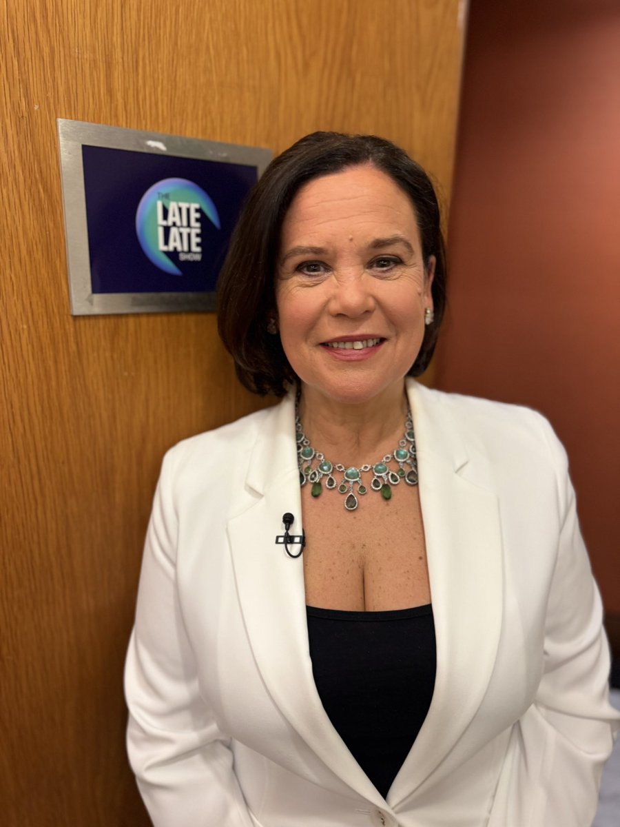 MaryLouMcDonald's tweet photo. Heading in now to chat with Patrick Kielty on The Late Late Show, tune in! 😊 https://t.co/k3e1EfZKRT