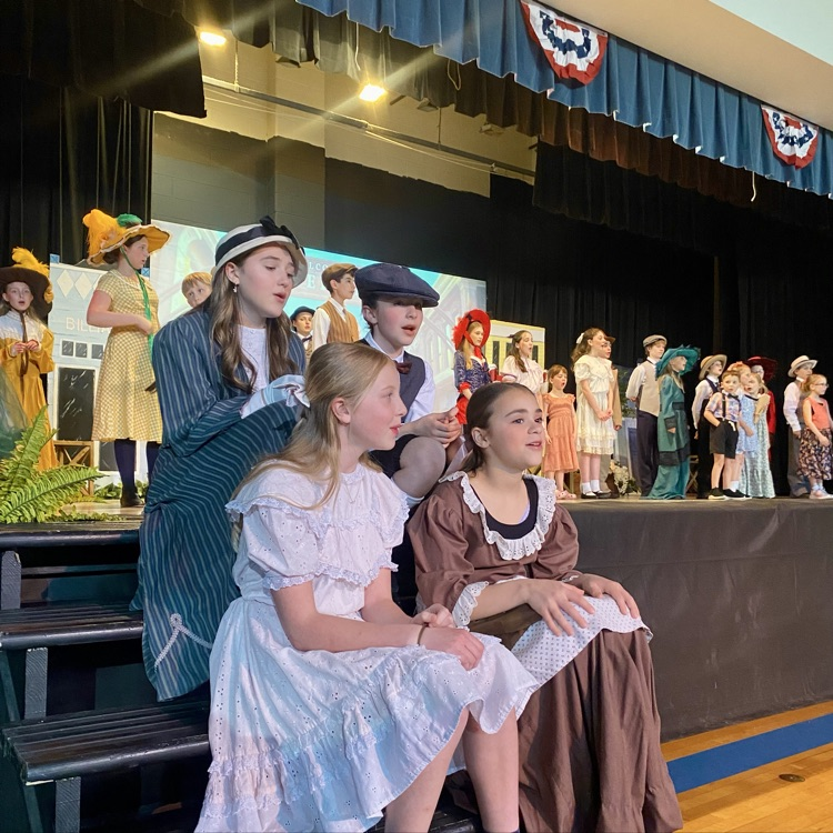 SMSSwormville's tweet image. 🎺🥁Tonight's the night! The curtains open on "The Music Man Jr." &amp;amp; our amazing cast of students at 7 pm! Thank you to our directors who have put so much time, heart &amp;amp; effort into this production, it is going to be grand!

#musicmanjr #youththeatre #openingnight #breakaleg